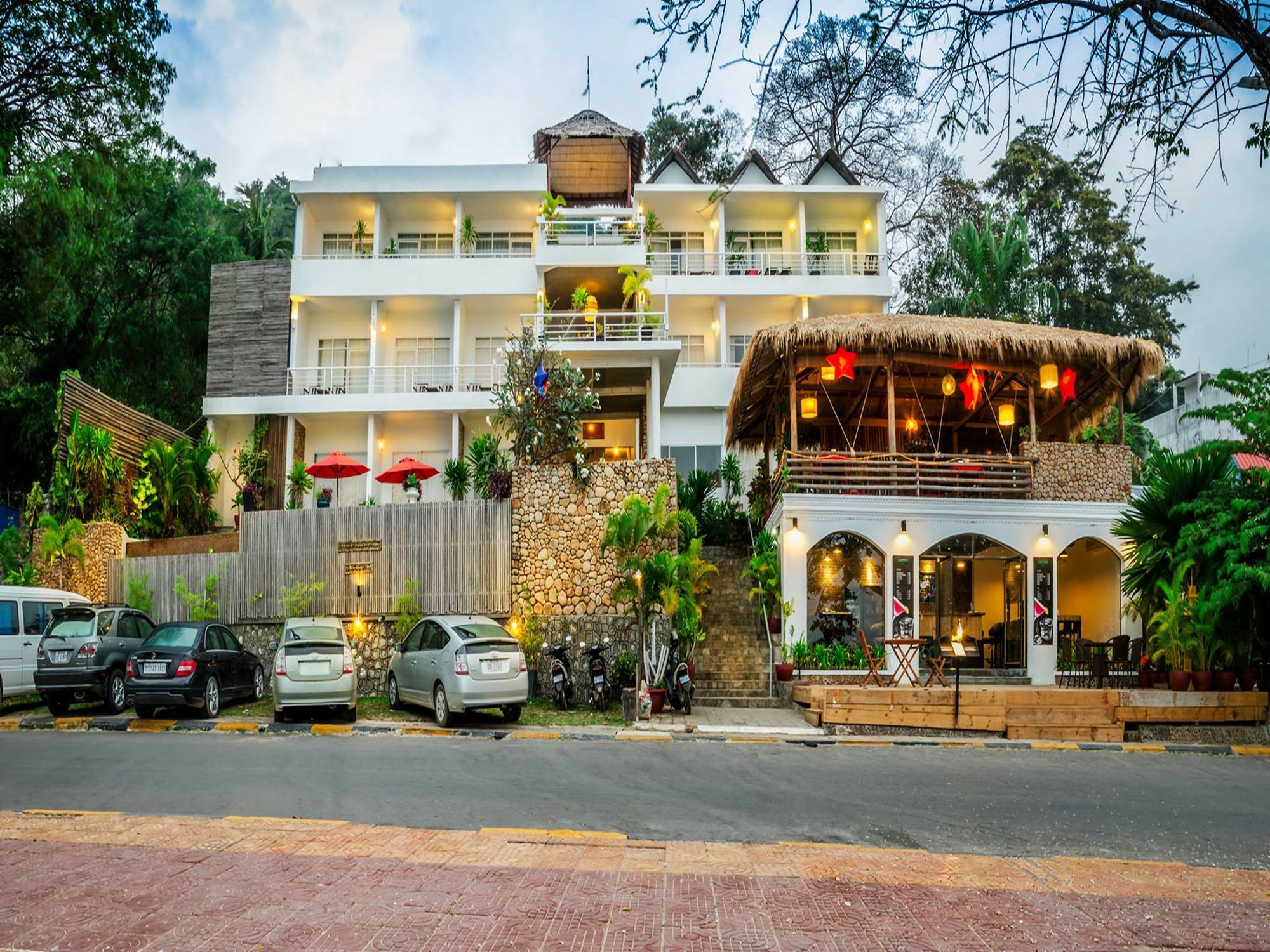 Saravoan-Kep Hotel Eksteriør bilde